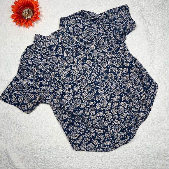 Russ Original Sport Company Women's Blue Floral Lightweight Blouse Top; L - Picture 2 of 4